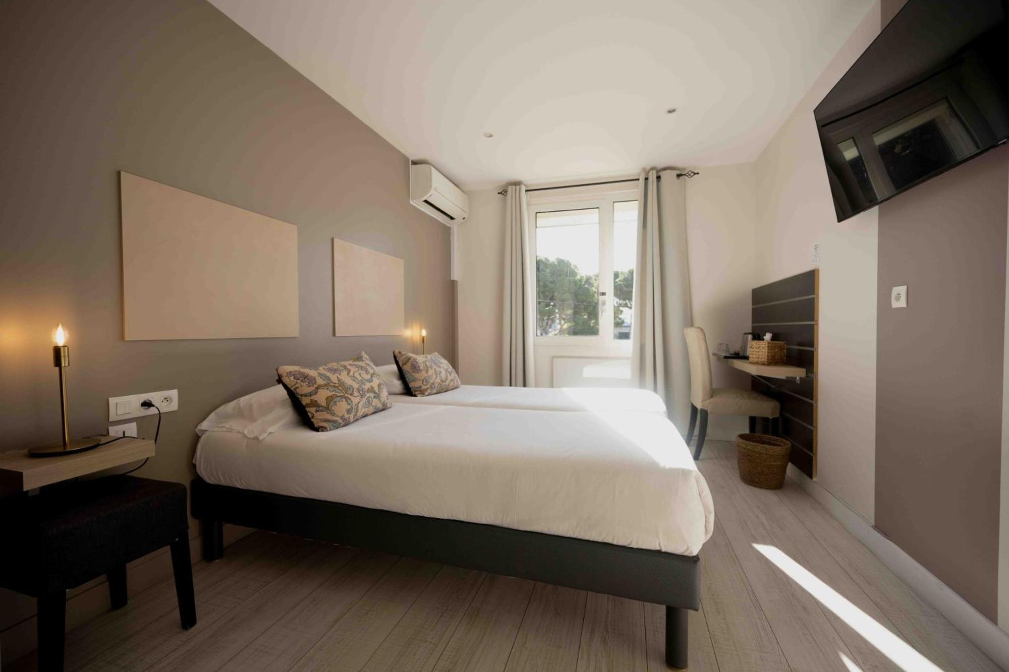 Hotel La Tuiliere Кари Ле Рует Екстериор снимка